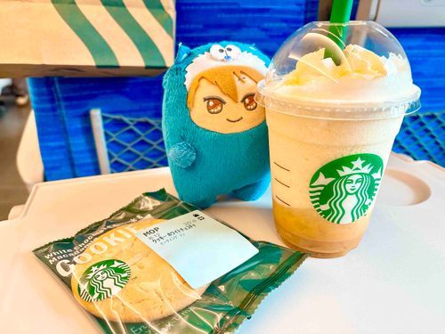 あるじと久しぶりのおでかけです！あるじは朝からブルジョワ活だそうです