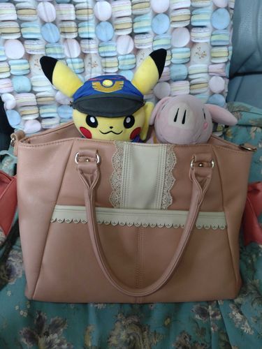 バッグからひょっこり👜