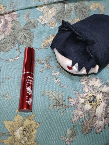 新しいコスメ☆
パラドゥの金魚のリップ💄
金魚といえばカグラバチ♪
