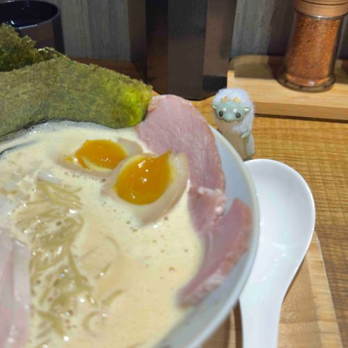濃厚味噌鶏白湯ラーメン🍜🐓