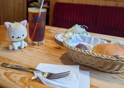 本日はコメダ珈琲にお邪魔したワン🐾

