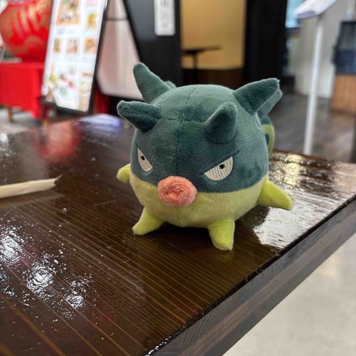 通りすがりのこどもに「へんなかお〜！」って言われたふぐさし

たしかに