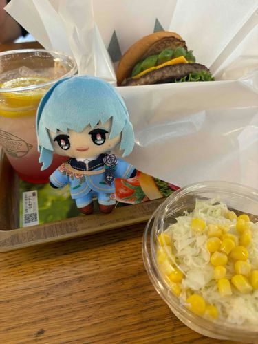 あるじさま　ていとうしつ　ばんずを　えらんで　えらいです！