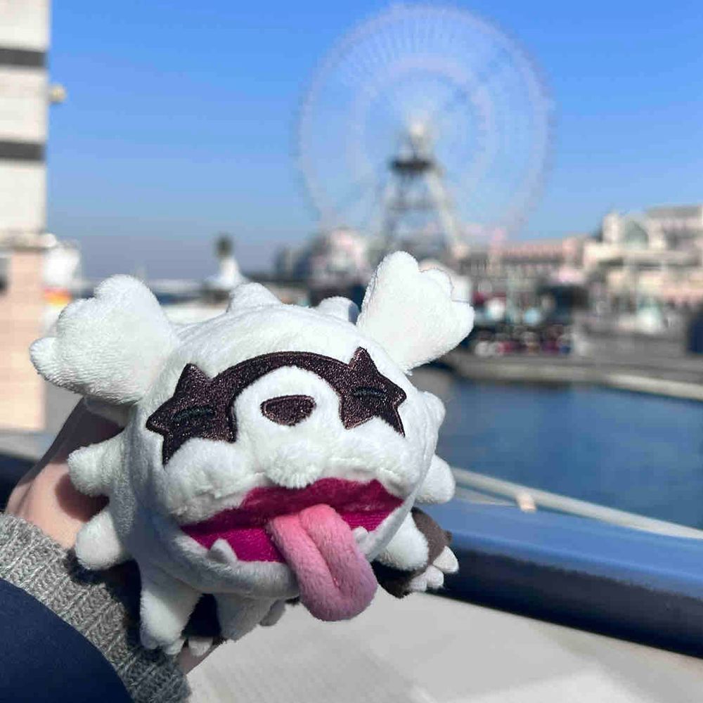 とことこ とことこ 
ガラルを でて 色んなところを 旅する ジグザグマだよ。