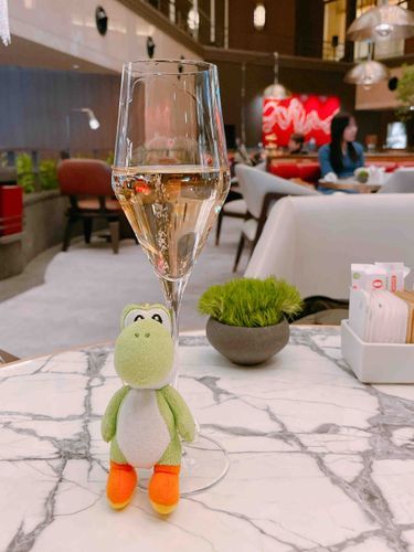🥂🦖