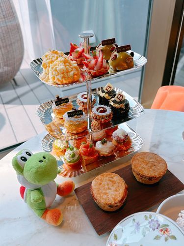 🍰🍫🧁🦖✨