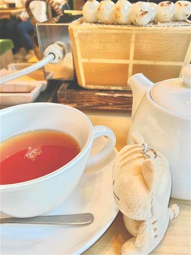 コメダコーヒーの　和ふうのおみせに　行ってきたよ　おだんご　おいしかったあ　おいしすぎて　ざん像がでてるけど　気にしないでね
