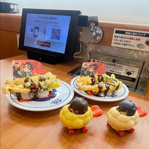 鬼滅のくら寿司コラボで、エビフライダーに乗るこえくりみつちゃん🍤🍤