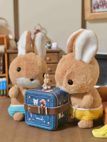 キャンペーンが、あたって、かわいいこが、きました
ししょーは、なかみの、クッキーに、むちゅうでした