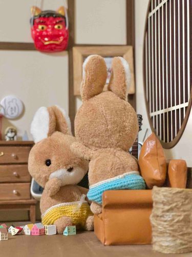 ししょーが、てをのばしていると、さわりたくなります