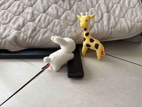 たしかに他のキリンさんとちょっと遊んだけど、きりんちゃんはきりんちゃんのままでブルーナうさぎは大好きですから⋯ね⋯ね…⋯
