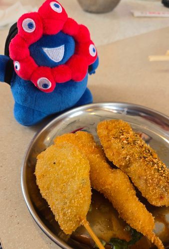 串カツ田中さんで、鶏つくねと新生姜とラムを注文しました
ラムは香辛料がかかっていて、とってもすぱいしーです！