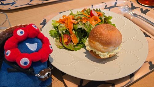 らいぶの入場前にはらごしらえ！