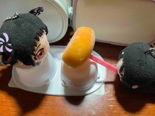 荒仁「まほろちゃ〜ん💕お誕生日おめでとう！これ、俺からのプレゼント！あ〜ん！」