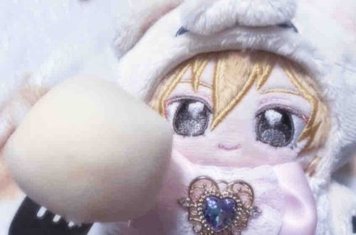 まんごーあじの ゆきみだいふくを たべたよ ♪
はじめて たべたんだけど おもってたより まんごーの あまみとかが つよくて とってもおいしかったんだ〜
また たべたいなって おもっちゃった ♪