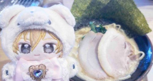 おひさしぶり〜♪
きょうは らーめんを たべにいったよ
さいきん たんぽぽちゃんが いそがしかったから いきぬきにいったんだって ♪
とっても おいしかったから また たべにいきたいな〜