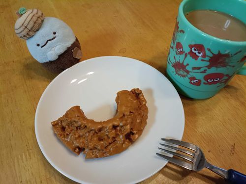 どんぐりとお茶会☕
ドーナツもう半分は明日また食べようね
