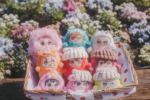オハヨ〜〜〜❣️
新入りチャン たちの 、集合写真 撮ったよ❣️