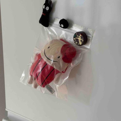 なぞのたびひとフー！

いちど、お風呂にはいってから
ずっとふくろから出してもらえない。