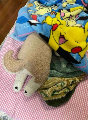 【頭隠して尻隠さず】
いぬくんが　いないよ
いないよいぬくんが
いぬくんいないよ
いないよいぬくん