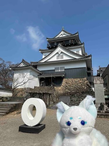 左、岡崎城だよ