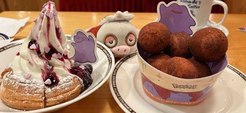 今年は一緒にコメダにきたけろ！
にょーんってしたメタモンかわいいけろー💜