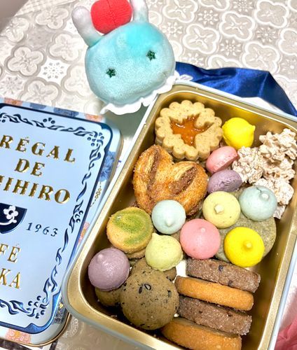かわいい おいしい クッキーかん！
もらったよ〜！
ゆずみそ ごま あおのり … ちょっとおとなな あじなんだ〜