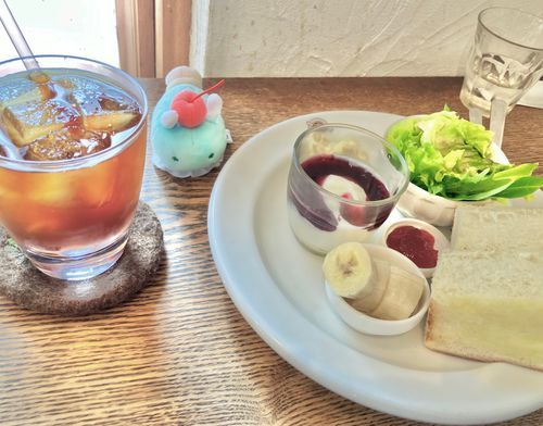 あさから おでかけした ひの しゃしんだよ〜！
きっさてんで あさごはん！
ちょっと ゆうがな きぶんだよ〜