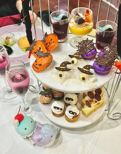 ハッピーハロウィーン！
なんと！また ハロウィン パーティ してきたよ！
いろんな オバケが いっぱいだ〜