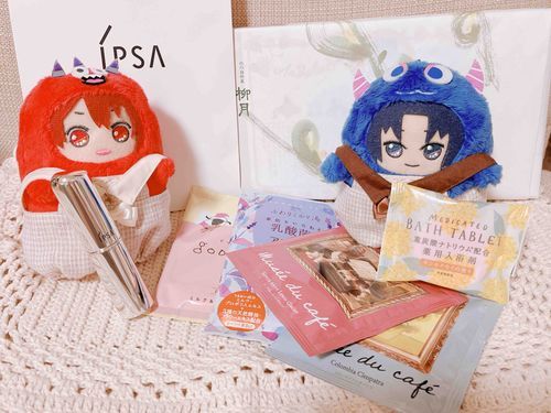この前ヌシ誕生日だったからお友達からもらったやつだって！しっかり紹介しました😏✨