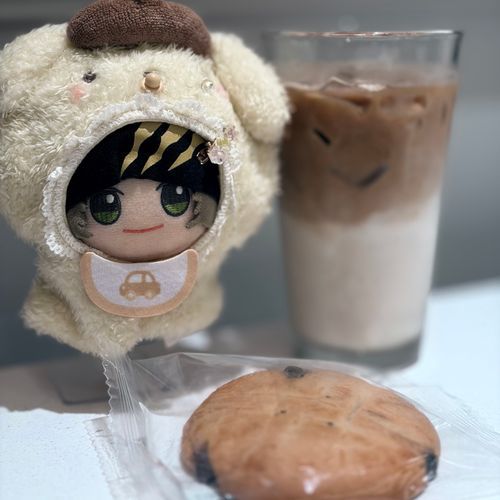 ししょ カフェラテッスよ
ということで こっちの おかしは
みちぬが いただくッスね
