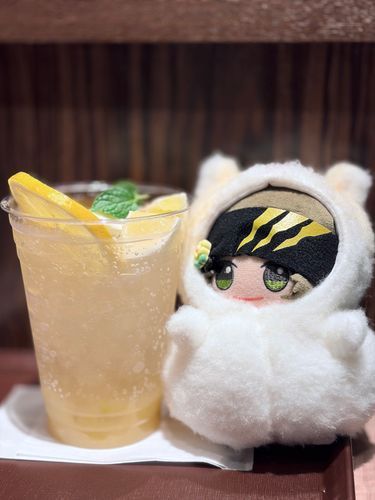 きいろ！
みちぬの いろッスよ！
どっちが すきッスか？
……み・ち・ぬ！