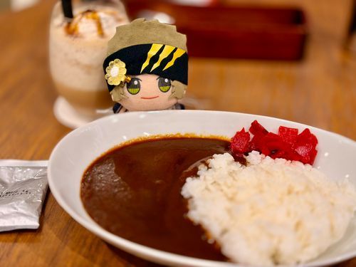 かり！

ししょ あの
よこにある ぎんの
げきから ぱうだ……
いれるんスか？

ひとくち
いらない ッス