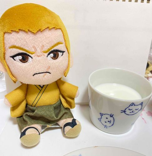 たべたはええけどほとんどちょこれぇとのあじしかせんかった

かすかにするちぃずのあじをいちごみたいんのがらんにゅうしよる

まずうはあれへんのやけどいんぱくとすごかったな
