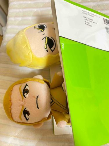 家のモンが『きょうていしゅつのれぽおとかかないと』いうてれぽおとにつかうほんにはさんでわしらのことしおりがわりにしよった

「これおもいんやけど」

いちおうしめきりさんじゅっぷんまえでまにあったらしいで

「そもそもよゆうあるときにおわらせればよかったはなしやろ」

いわんといてやれ　家のモンはさぼりくせがあるからいつもぎりぎりなんや