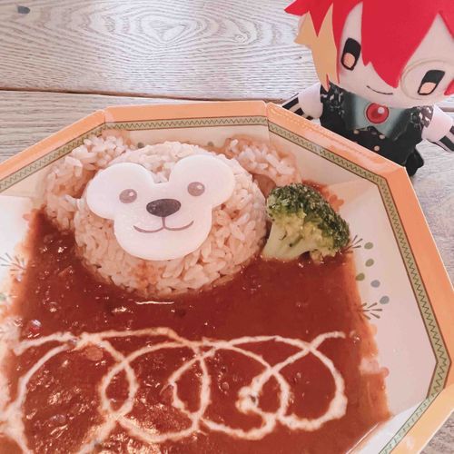 ♡2026.01.12♡
かわいいしとてもおいしかったです(><)♡
ダッフィーのお顔部分は何でできているんですかね？🤔💭
ふぇねすも食べたそう、主はブロッコリーが嫌いなので、ブロッコリーだけ食べてください♡笑