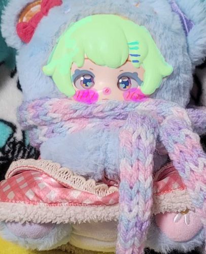 かみのいろをかえてみた！！💚
あと、チークをつけてみたよ！🩷
どうかわちいでしょ？👶