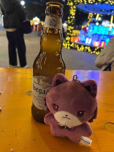 クリスマスマーケットでお酒