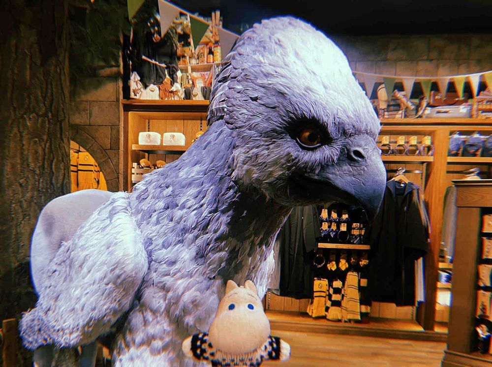 ハリーポッターと原宿のムーミン(※合成です)
