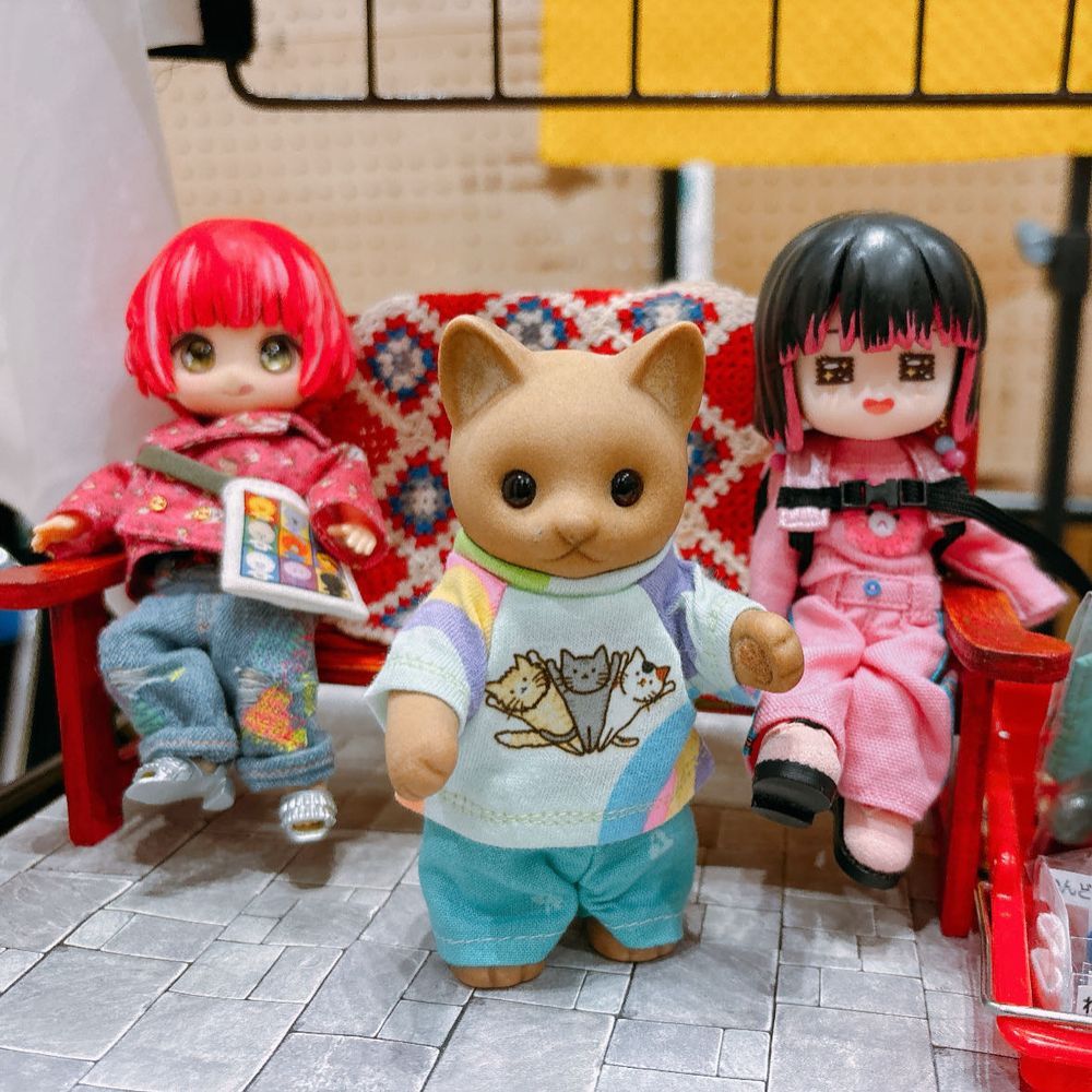 デザフェスなうです🐱♩ˊ˗
おしゃれなお洋服買ってもらったり、ふわもこブースにもあそびにいったよ🧸✧*｡
まだまだ楽しむよーー( ⸝⸝•ᴗ•⸝⸝ )੭⁾⁾