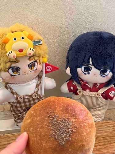 あんぱんを分け合いました