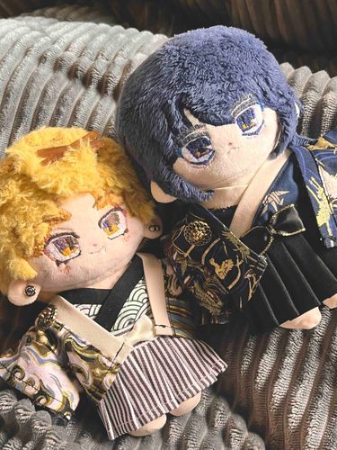 管理人さんのそつぎょうしきについていくんだ〜！🎓💐🌸
おもいきって晴れ着かっちゃった👘✨
ためしにきてみたんだけど、
どう？にあうかなぁ？