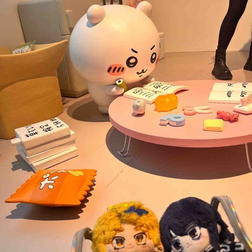ちいかわ先輩のおうちにおじゃましましたー！
おれもべんきょうがんばらなきゃ...😢