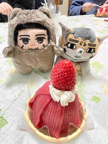 いちご🍓モンブランだって！美味しかった😋😋