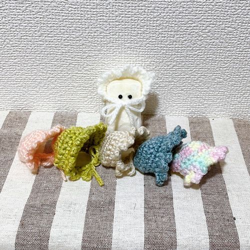 コミティア の しんさく です！ボンネット という おようふく です！