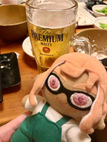ﾏﾝﾒﾝﾐ!!🍻
(今日はきょむぬい達と暮らすマイイカちゃんがお供でした)