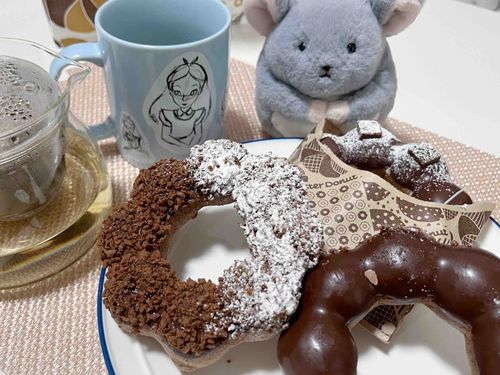 みすどの しんさく 🍩🥛 ちょこまみれ だ！