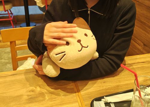 なでなで