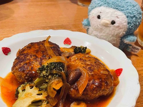 むしゃりむしゃり
にくもいけるおくちです