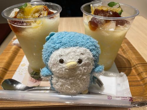 ほうじ茶味のゼリーってちょっと複雑なおあじがします
